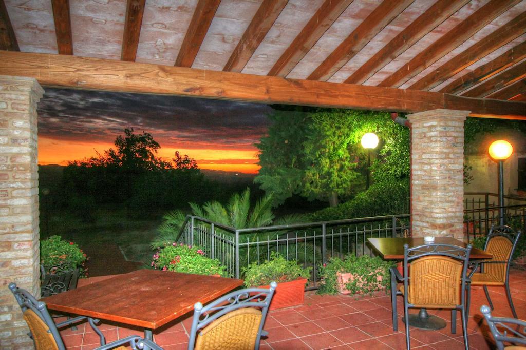 Hotel Residence Villa Rioddi โวลแตร์รา ภายนอก รูปภาพ