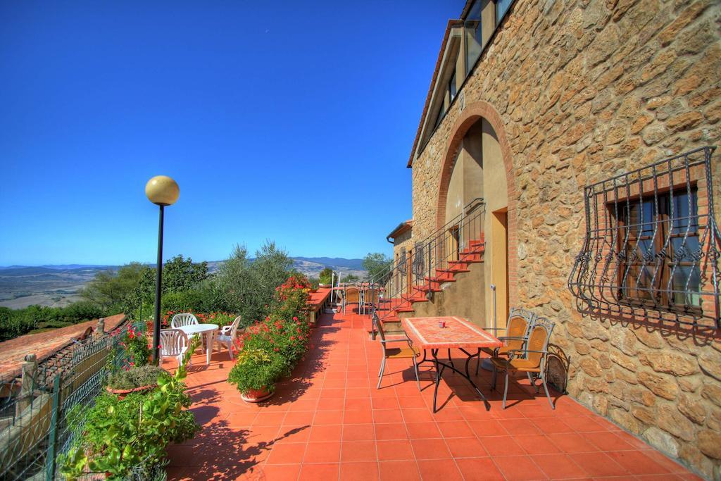 Hotel Residence Villa Rioddi โวลแตร์รา ภายนอก รูปภาพ