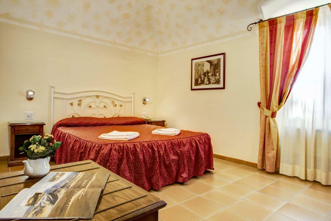 Hotel Residence Villa Rioddi โวลแตร์รา ภายนอก รูปภาพ