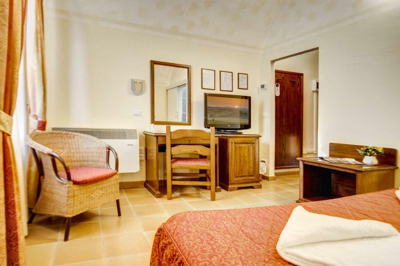 Hotel Residence Villa Rioddi โวลแตร์รา ภายนอก รูปภาพ