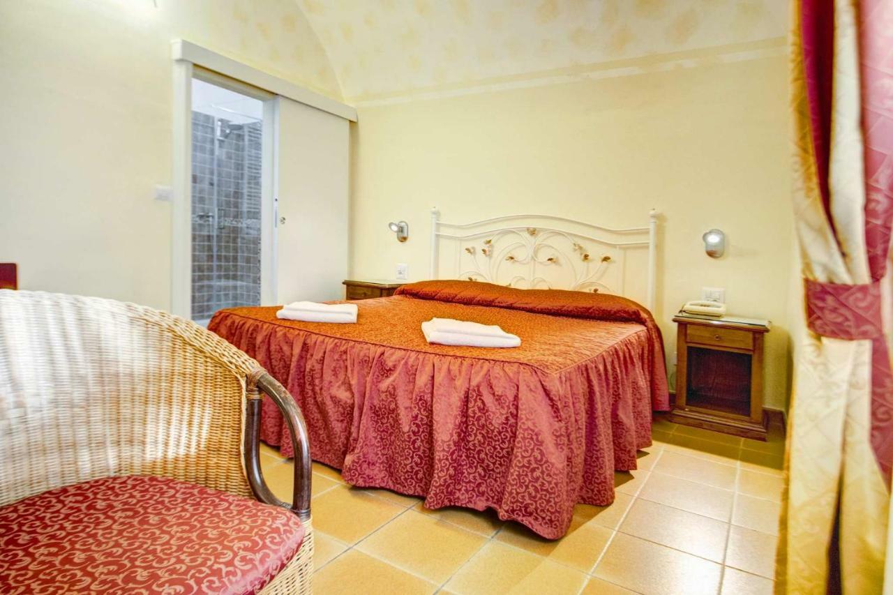 Hotel Residence Villa Rioddi โวลแตร์รา ภายนอก รูปภาพ