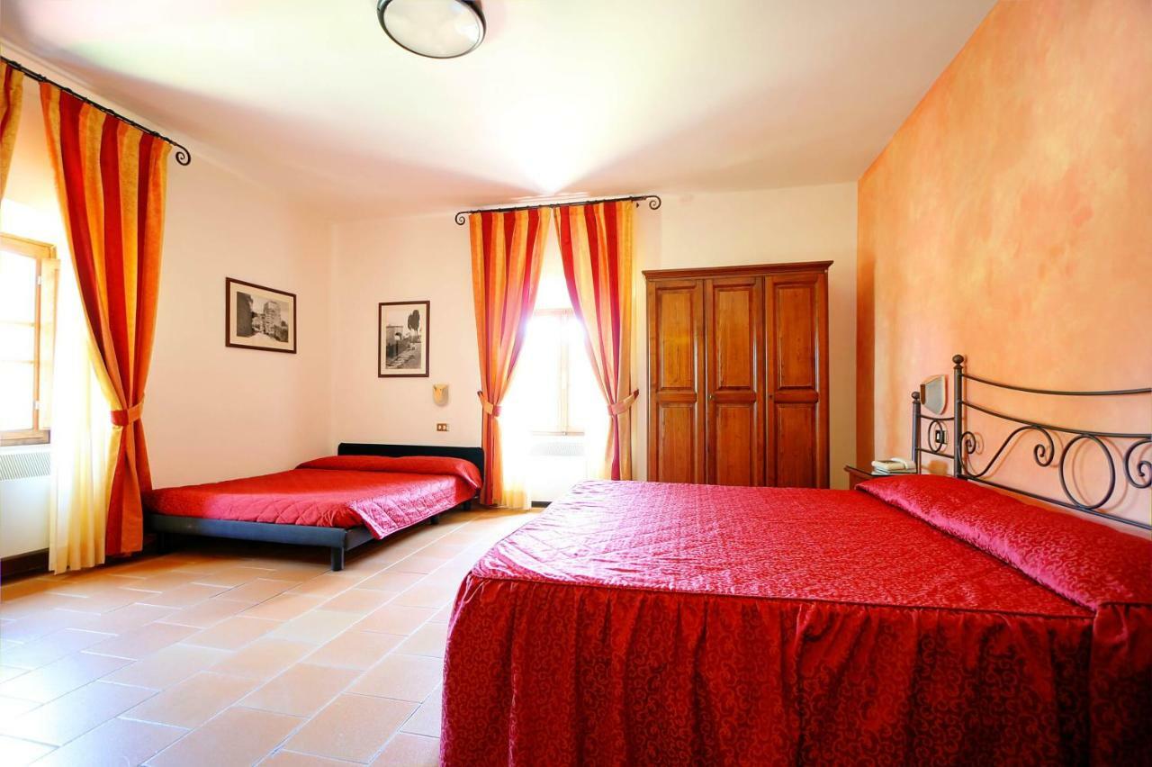 Hotel Residence Villa Rioddi โวลแตร์รา ภายนอก รูปภาพ