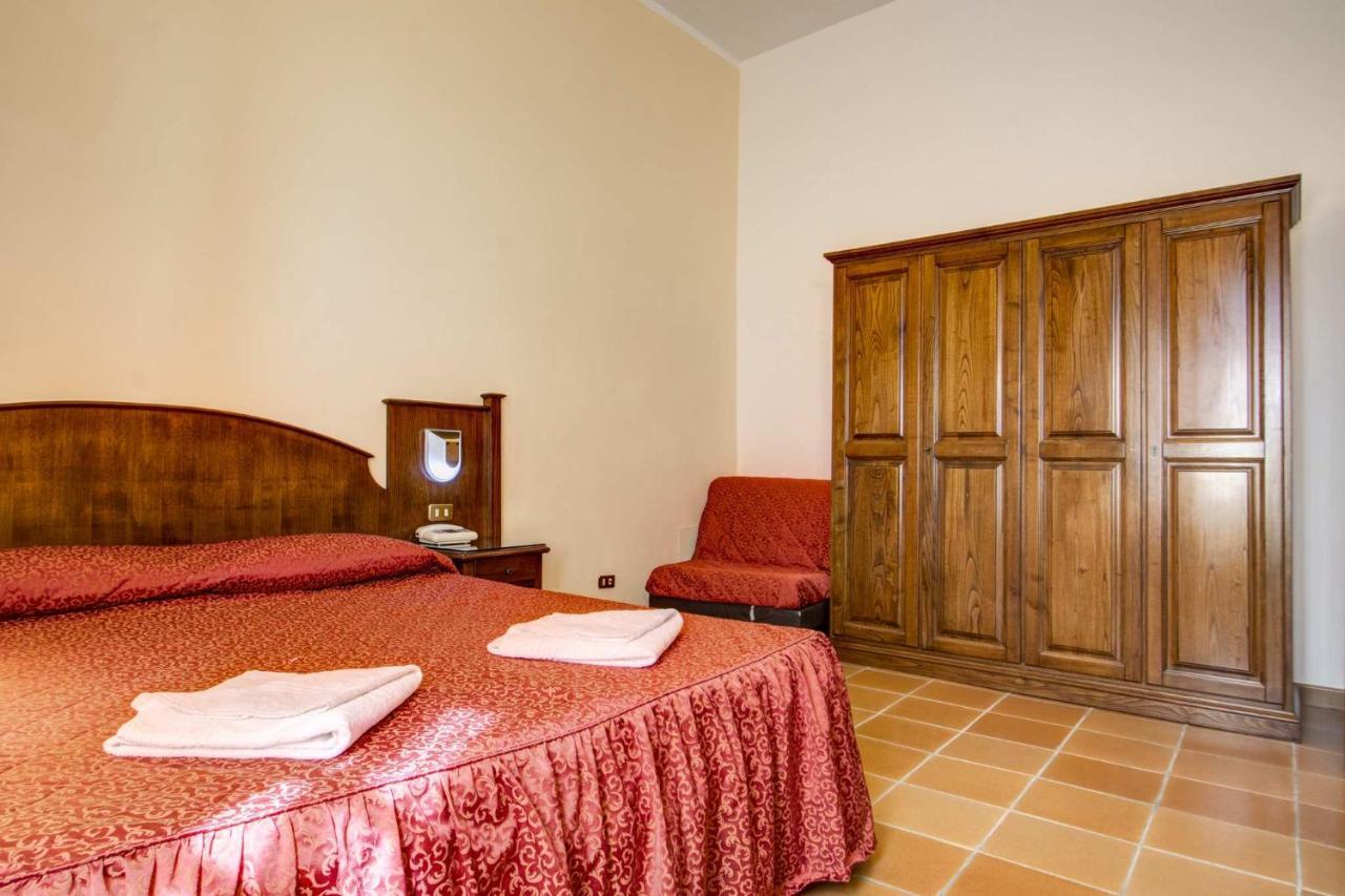Hotel Residence Villa Rioddi โวลแตร์รา ภายนอก รูปภาพ