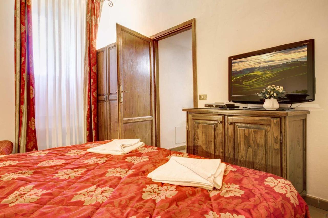 Hotel Residence Villa Rioddi โวลแตร์รา ภายนอก รูปภาพ