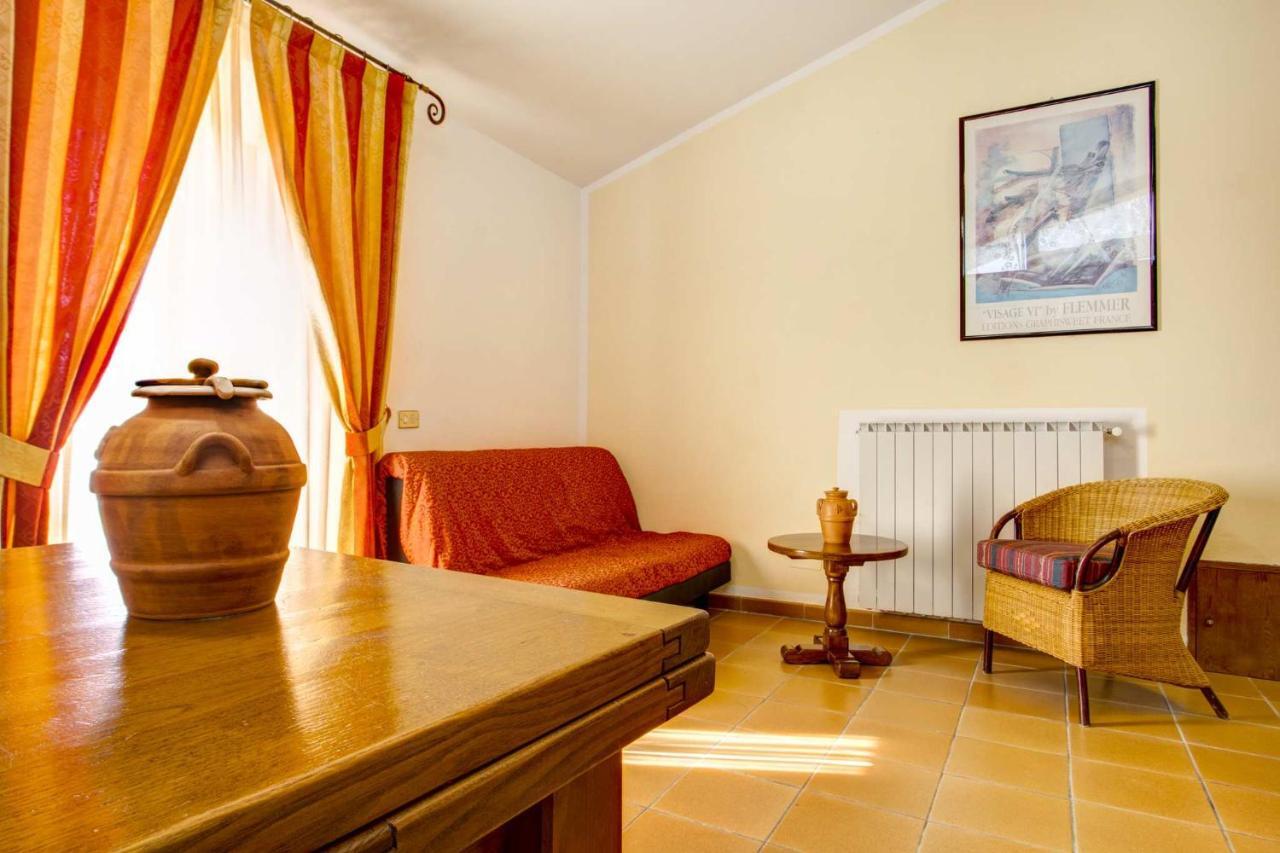 Hotel Residence Villa Rioddi โวลแตร์รา ภายนอก รูปภาพ