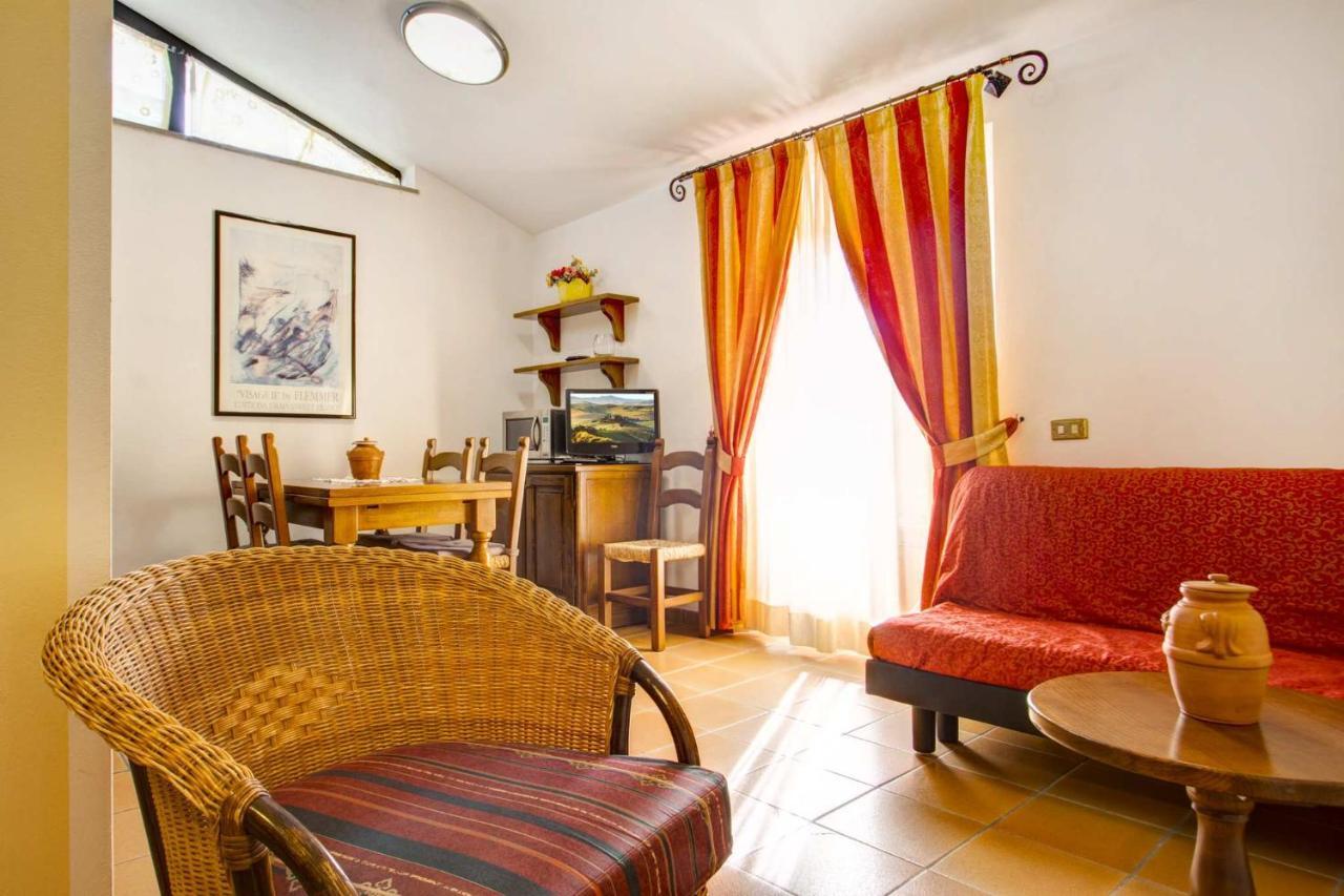 Hotel Residence Villa Rioddi โวลแตร์รา ภายนอก รูปภาพ