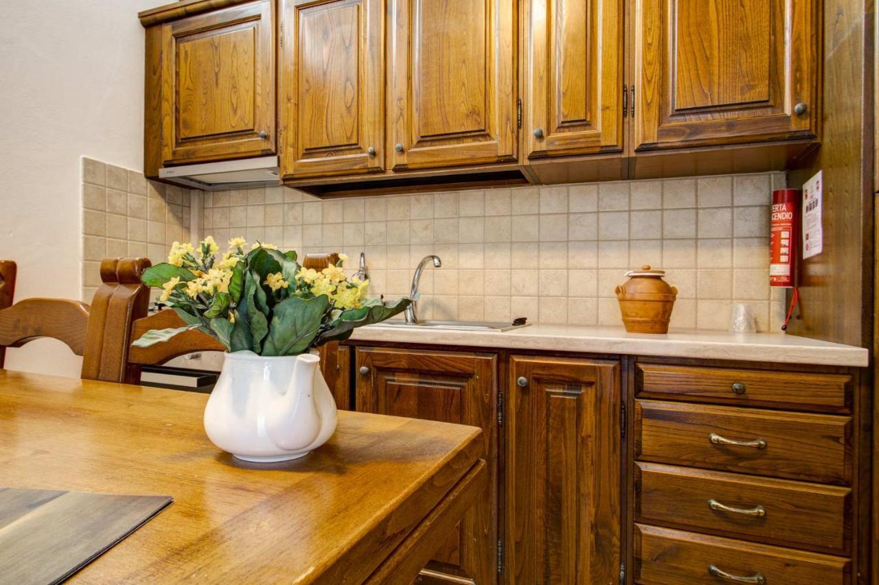 Hotel Residence Villa Rioddi โวลแตร์รา ภายนอก รูปภาพ