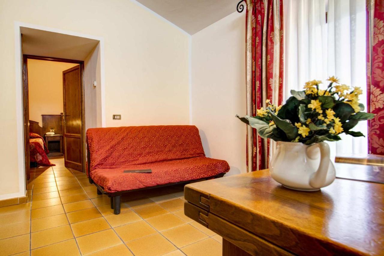 Hotel Residence Villa Rioddi โวลแตร์รา ภายนอก รูปภาพ